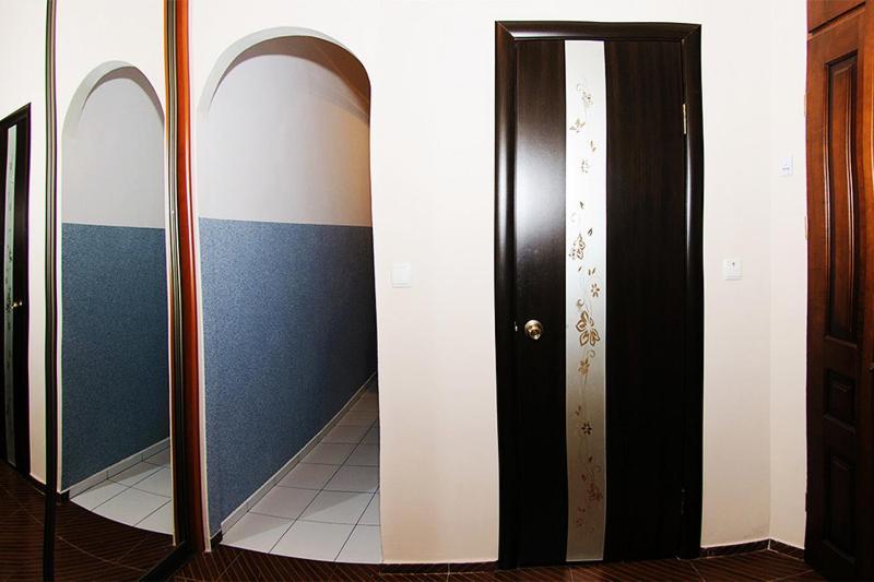Luxury Apartment Near Rynok Square Leópolis Exterior foto